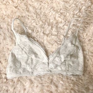 Old Navy white lace bralette.